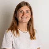 Portrait de Alix Claeys, responsable des élèves de Cible Humanitaire